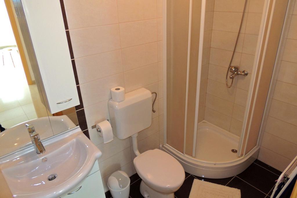 Private Accommodation Kirincic Vrh  المظهر الخارجي الصورة